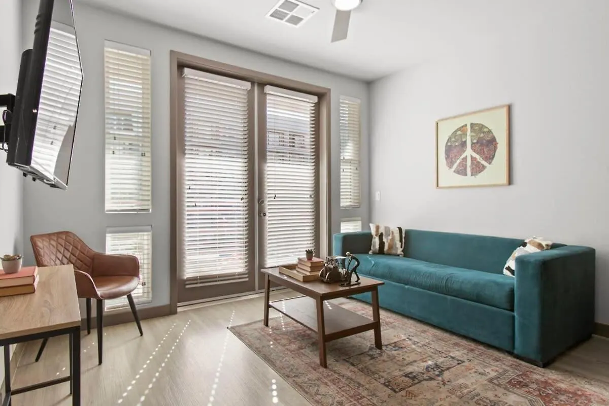 פיניקס 3Br Cozysuites Roro Pool, Pets, Parking 6&12