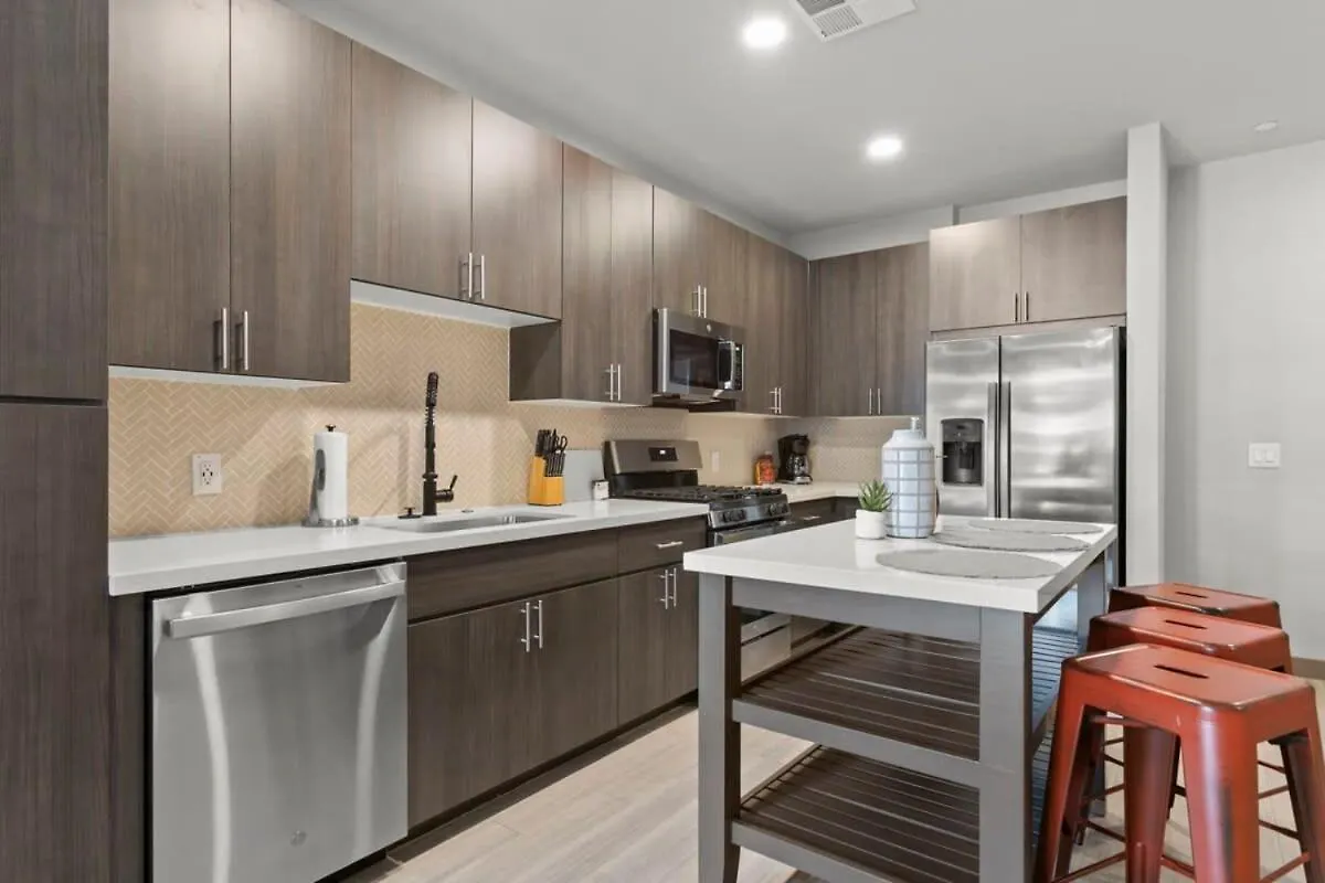 דירה פיניקס 3Br Cozysuites Roro Pool, Pets, Parking 6&12